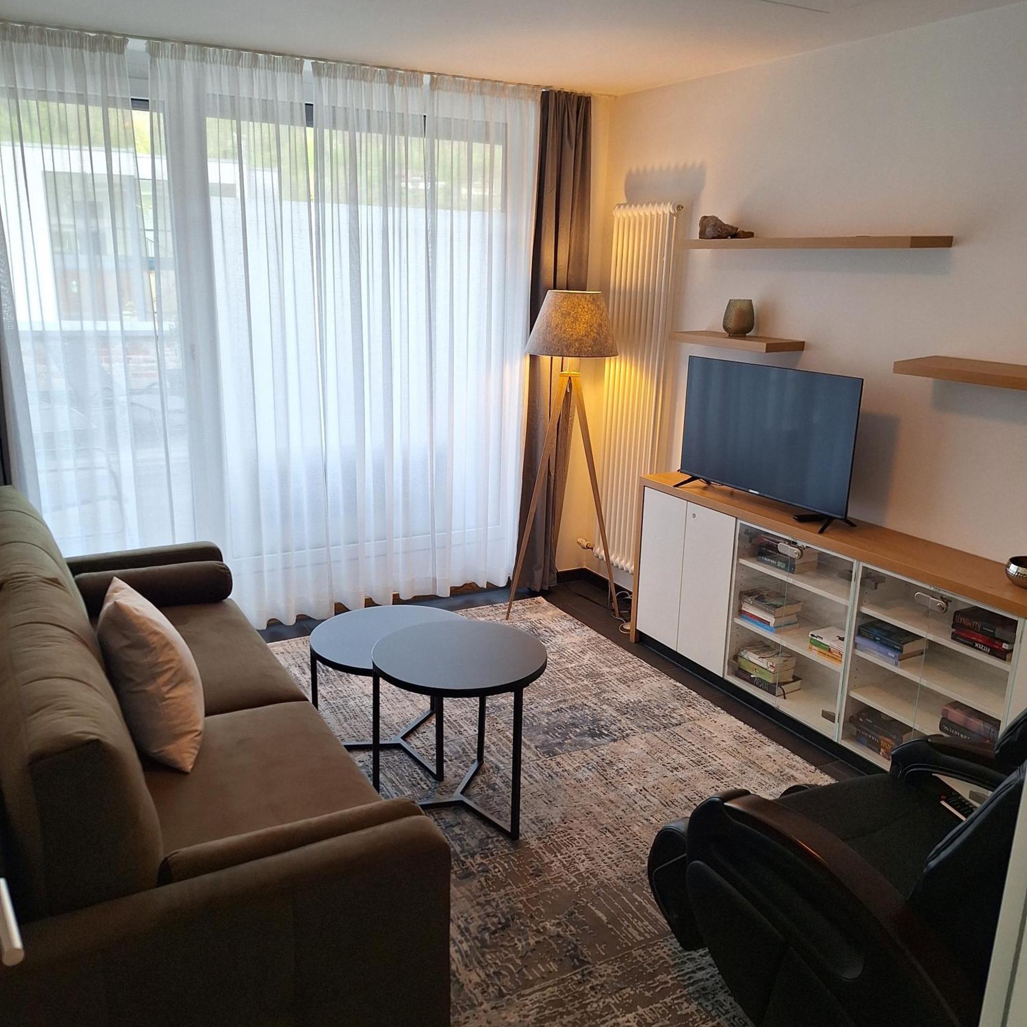 Bischoffs Hotel Bad Urach Bagian luar foto
